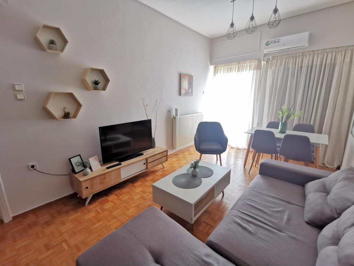 Central Apartment Каламата Екстер'єр фото