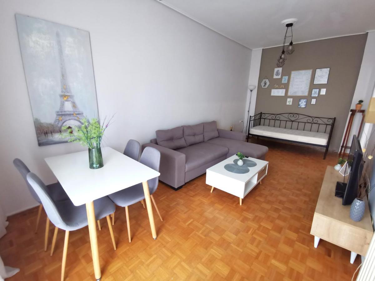 Central Apartment Каламата Екстер'єр фото