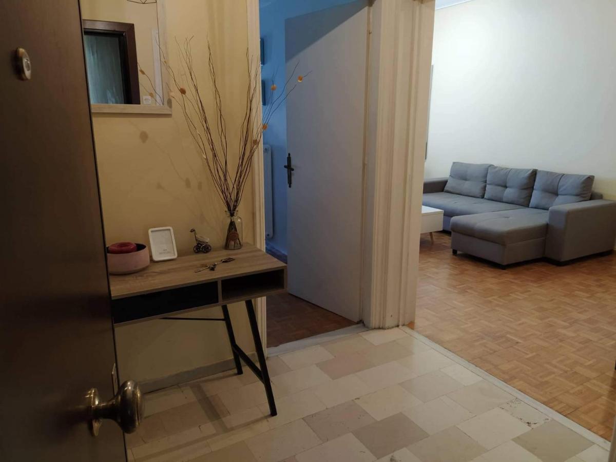 Central Apartment Каламата Екстер'єр фото